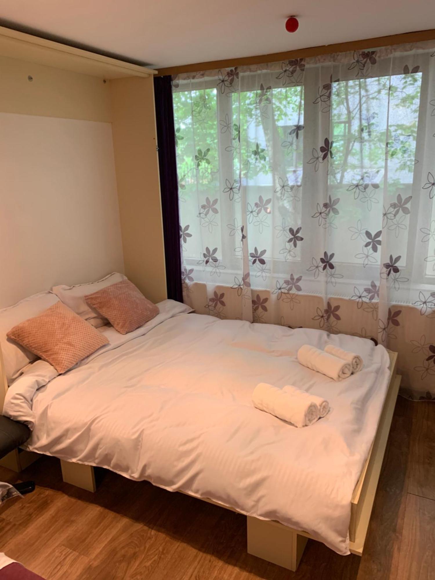 דירות קלוז'-נאפוקה River House מראה חיצוני תמונה